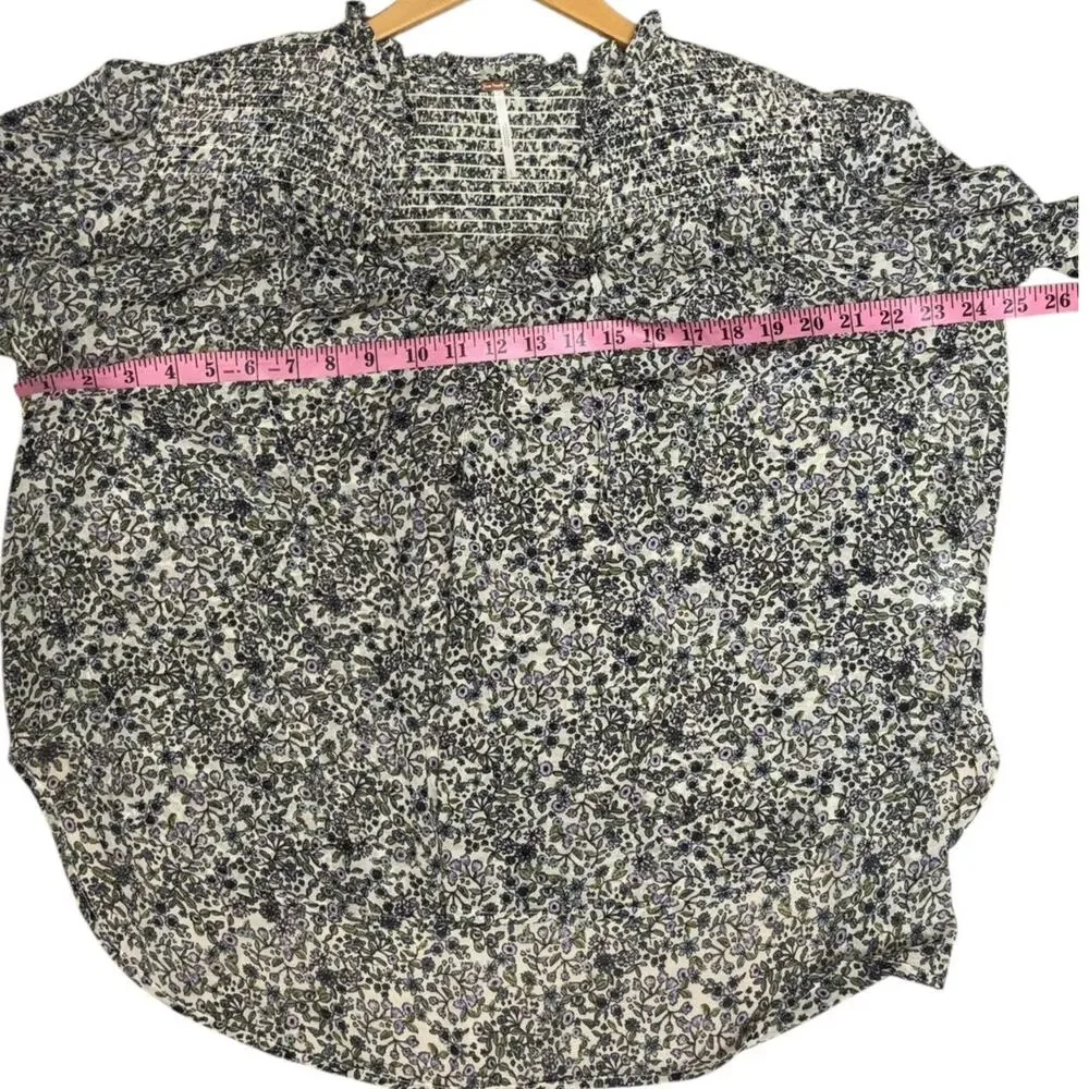 Free People Floral Smocked Blouse Size Large NEW - Picture 9 of 12